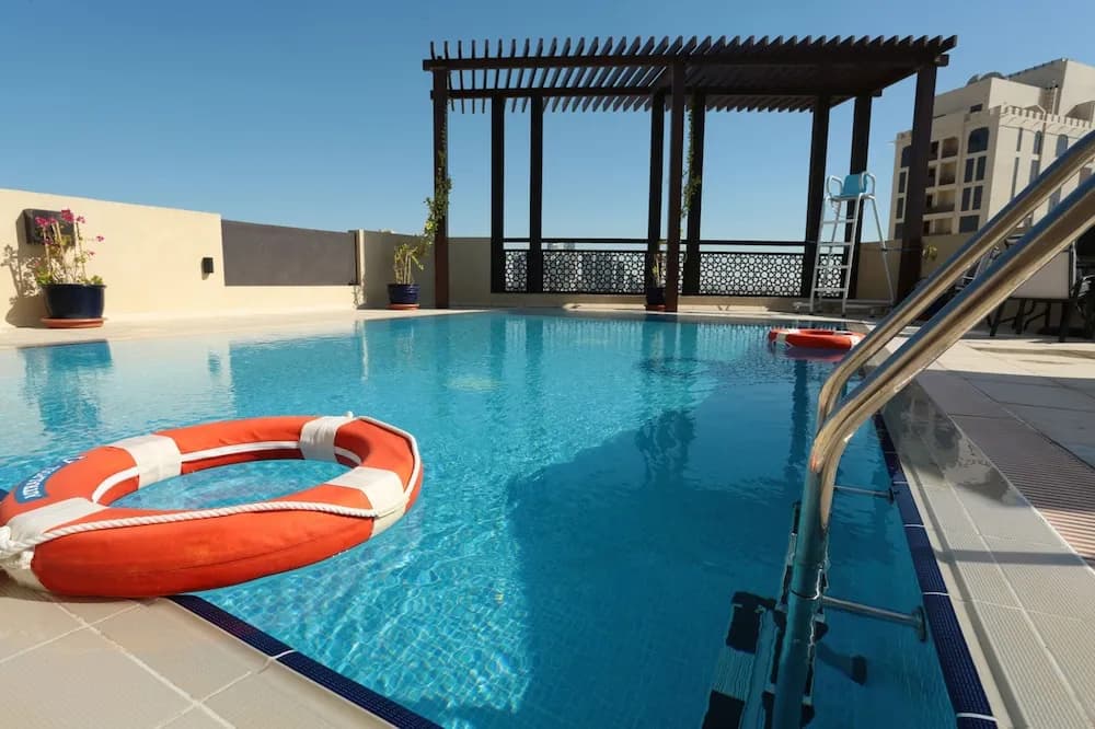 Spacious Marbella 2BR With Scenic Views - photo 13