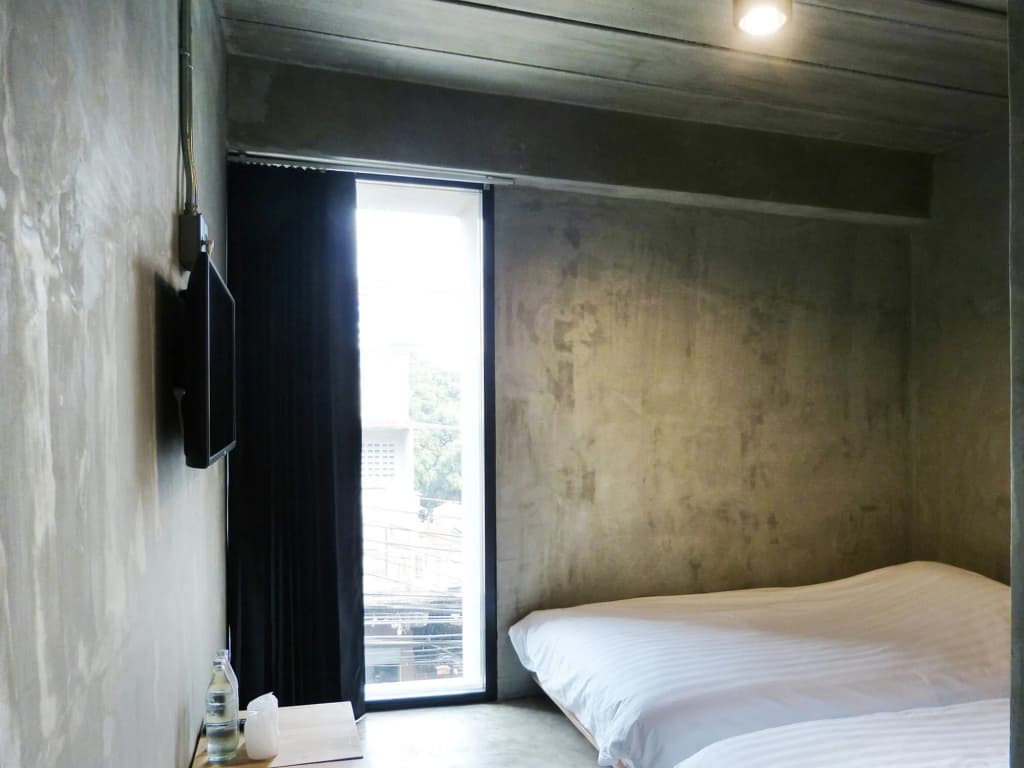 B Arch House - photo 3