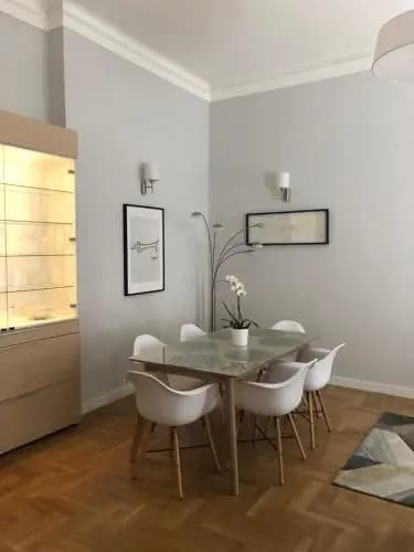 Supreme City Center Apartment - photo 3