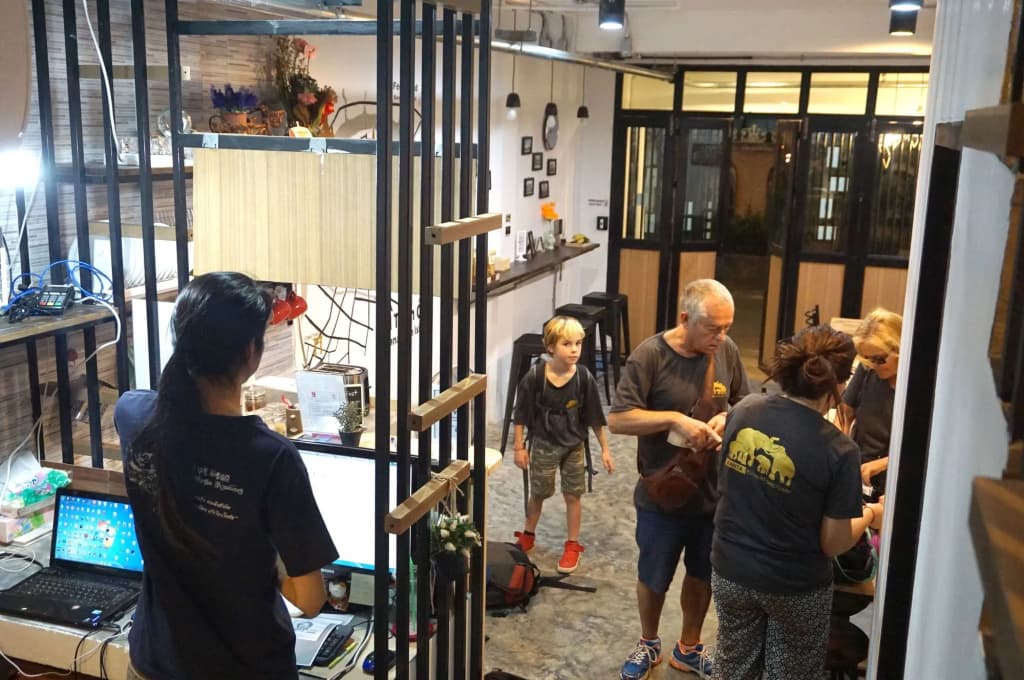 Feel Good Bangkok Hostel - photo 27