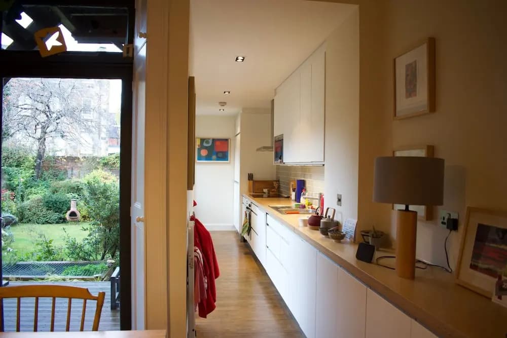 Stylish Georgian Apartment in Leith - photo 2