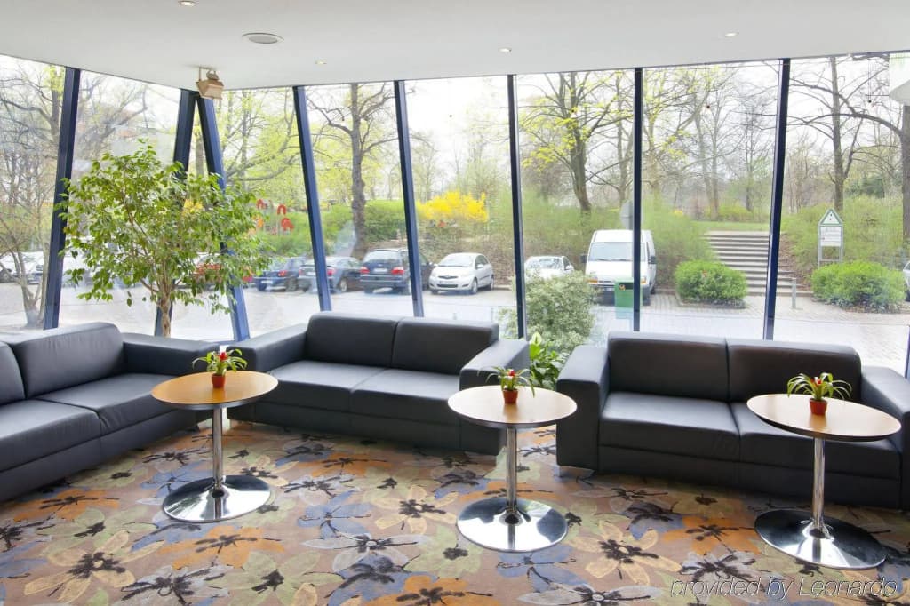 MOXY Berlin Humboldthain Park - photo 8