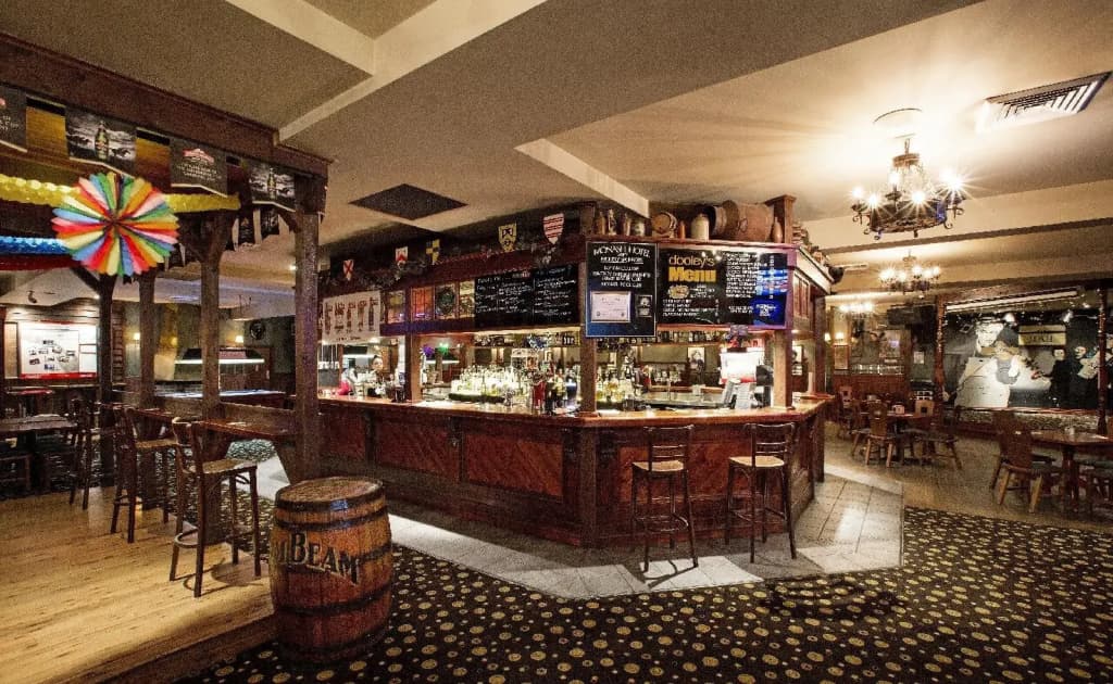 Nightcap at Monash Hotel - photo 20