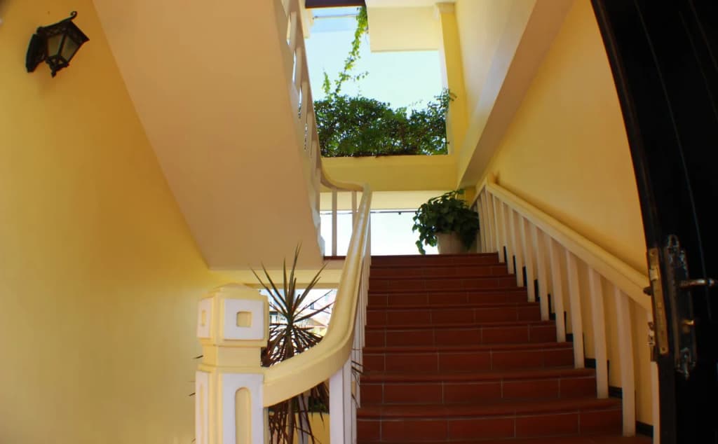 Hamilton Oceanview Villa - photo 12