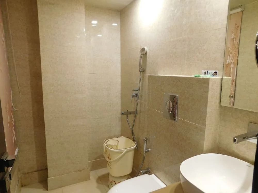 Hotel Noble Deluxe - photo 9