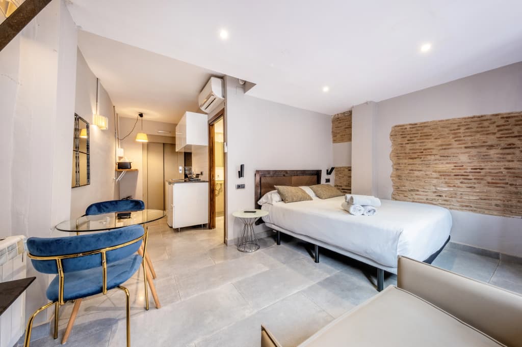 AinB Picasso Corders Apartments - photo 5