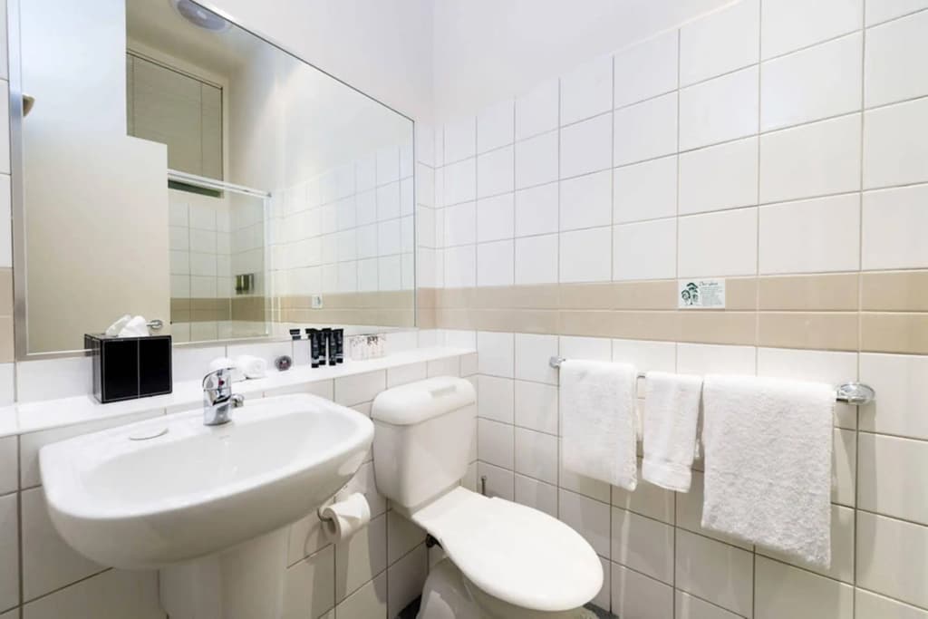 Tolarno Hotel - photo 15