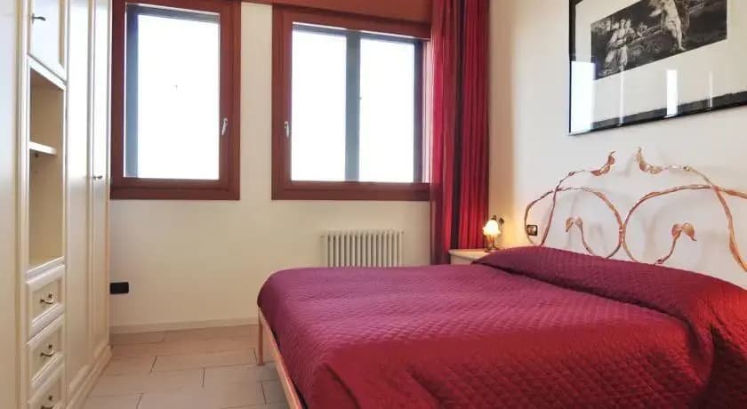 Lagoon Gem with Lagoon view and private garden - photo 2