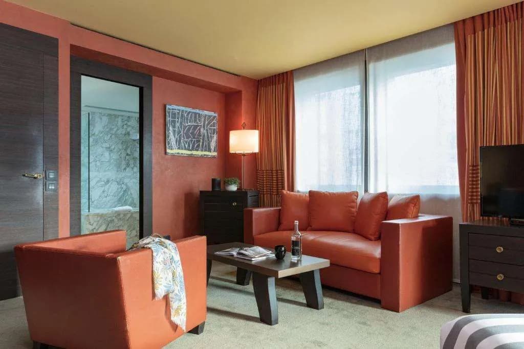 Hotel Square - photo 36