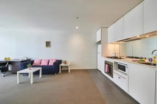 Convenient & Modern 1 Bed Apartment Docklands - photo 10