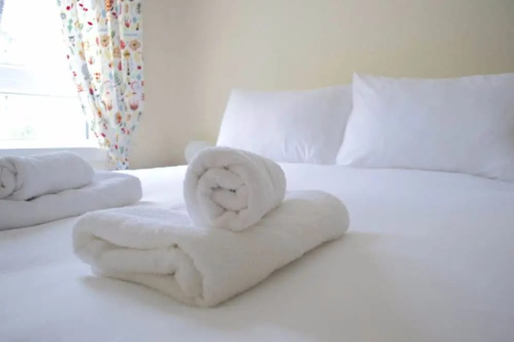 1 Bedroom Flat In Old Town - photo 2