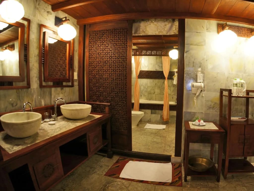 Vinh Hung Heritage Hotel - photo 22