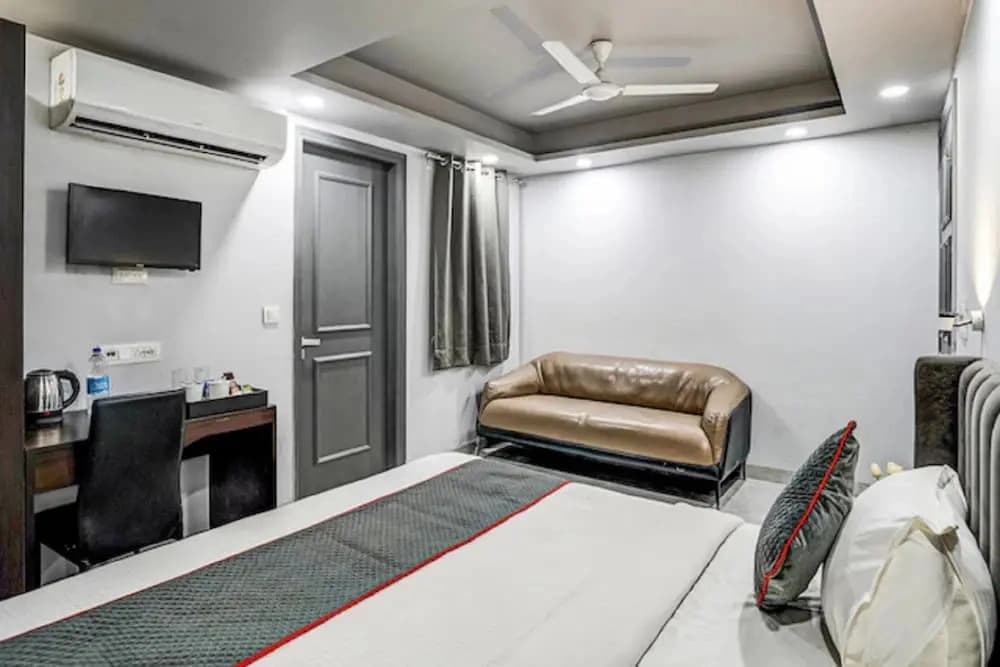 Hotel Shalimar Residency - photo 11