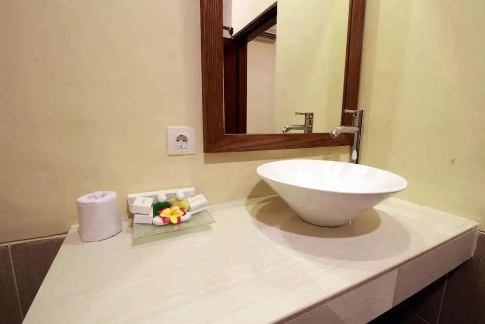Diwangkara Beach Hotel & Resort - photo 4