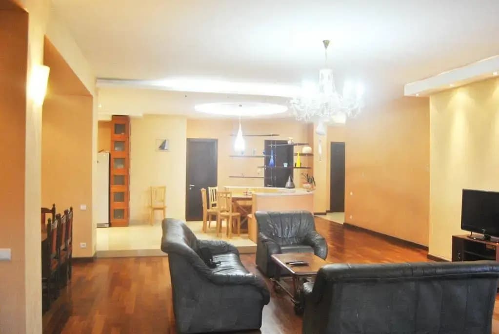 City Core Apartments - photo 2