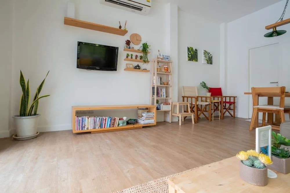 B.Jin Home - photo 8