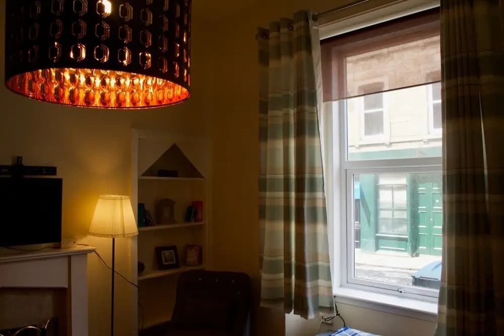 Central & Comfortable Flat - Sleeps 4 - photo 1