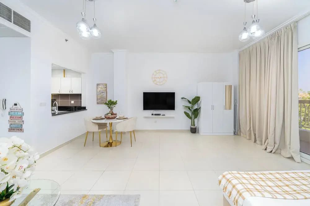 Marco Polo - Spacious Studio Lush View - photo 4