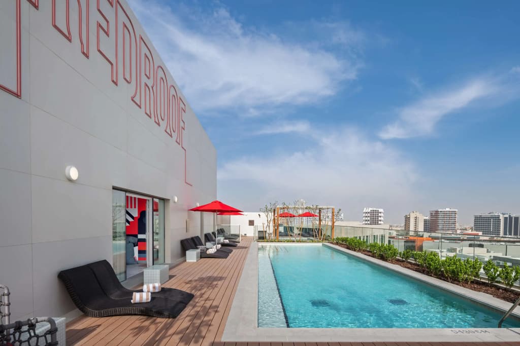 Radisson Red Dubai Silicon Oasis - photo 16