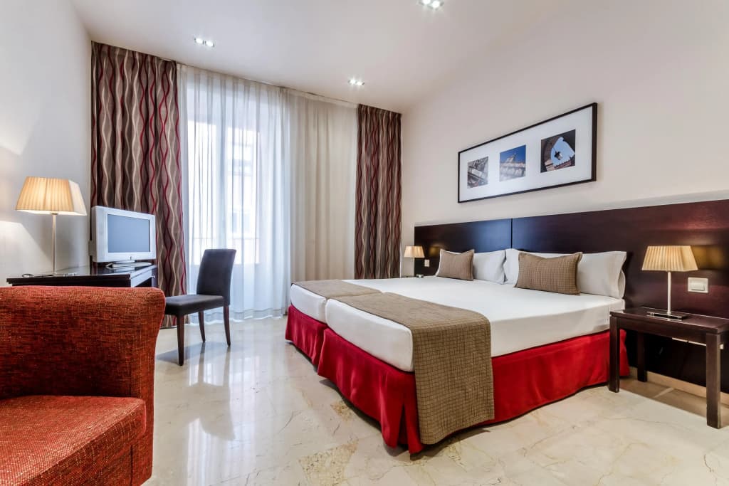 Hotel Exe Suites 33 - photo 5