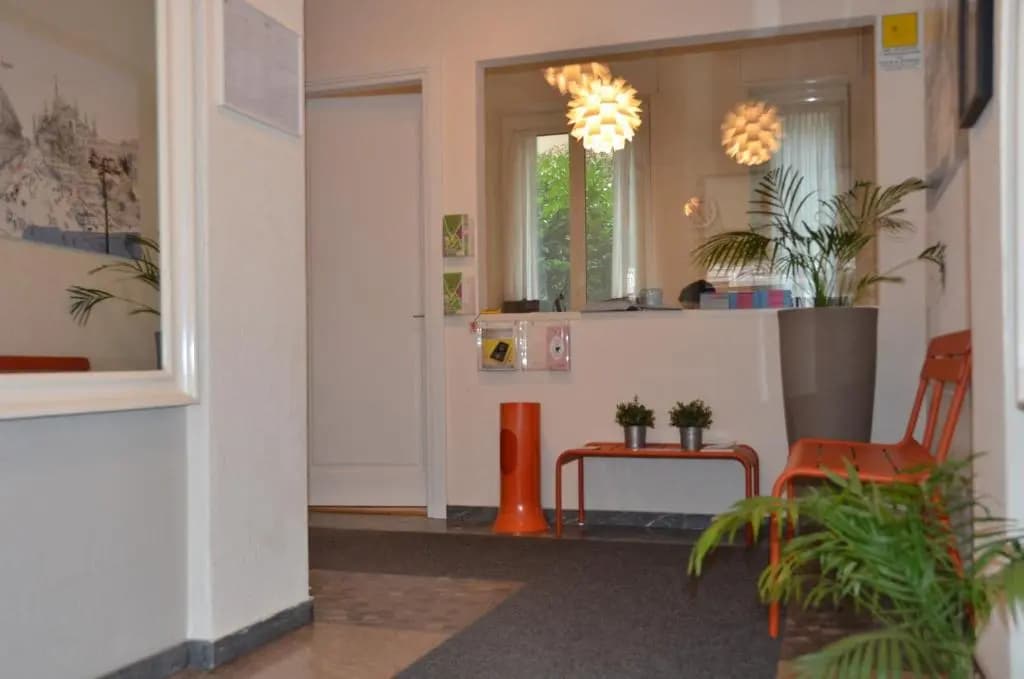 Sigieri Apartments - photo 2