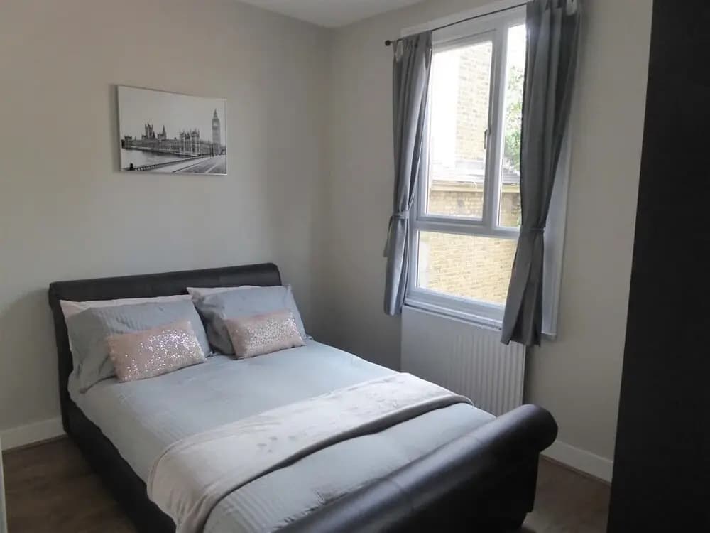 Turnpike House - photo 3