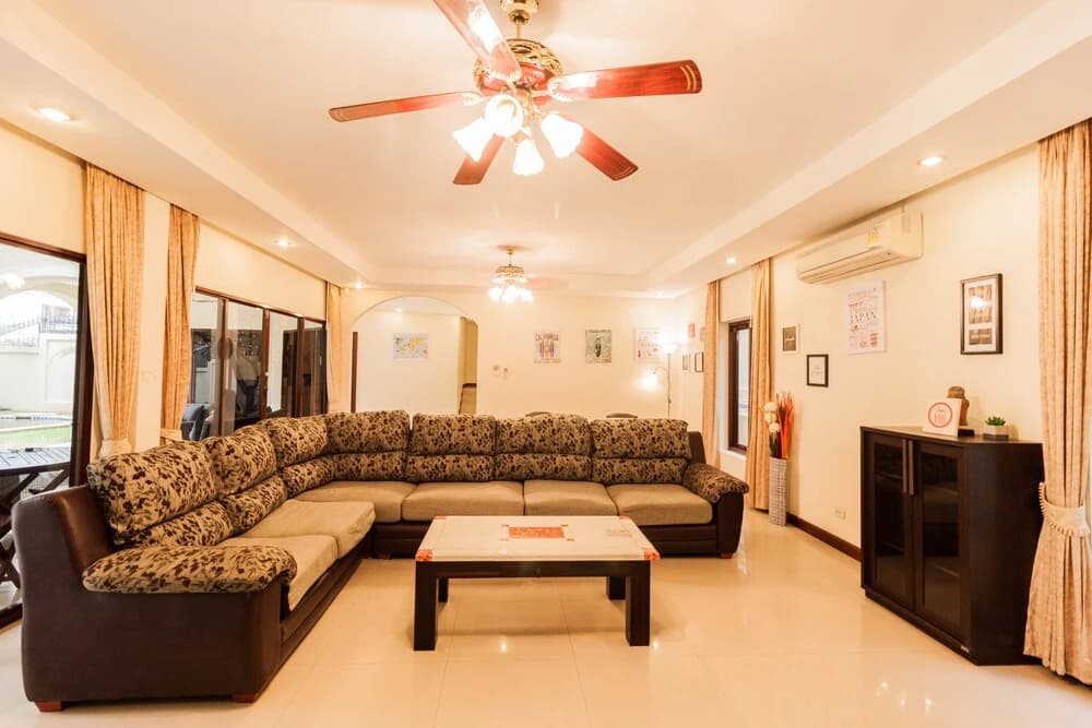 Baan Suan Pratumnak By PSR - photo 2