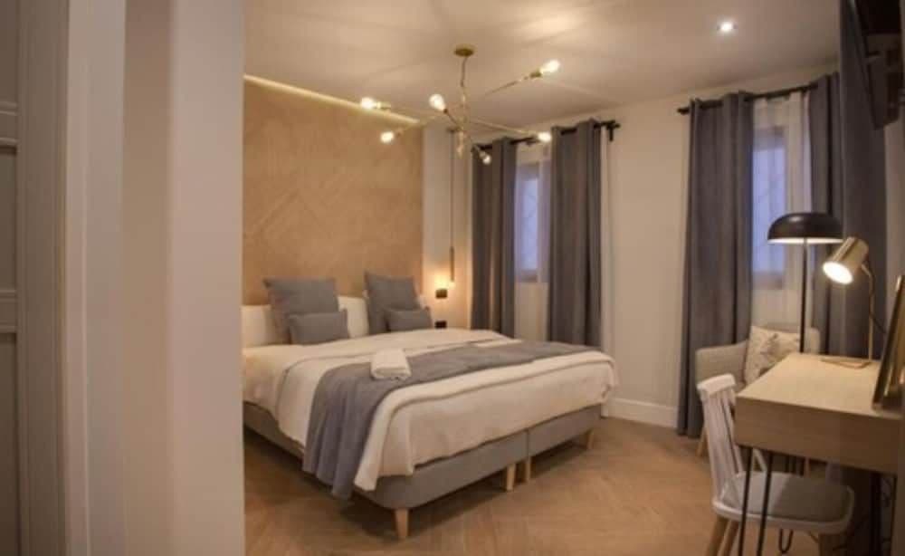 Suites You Soho - photo 16