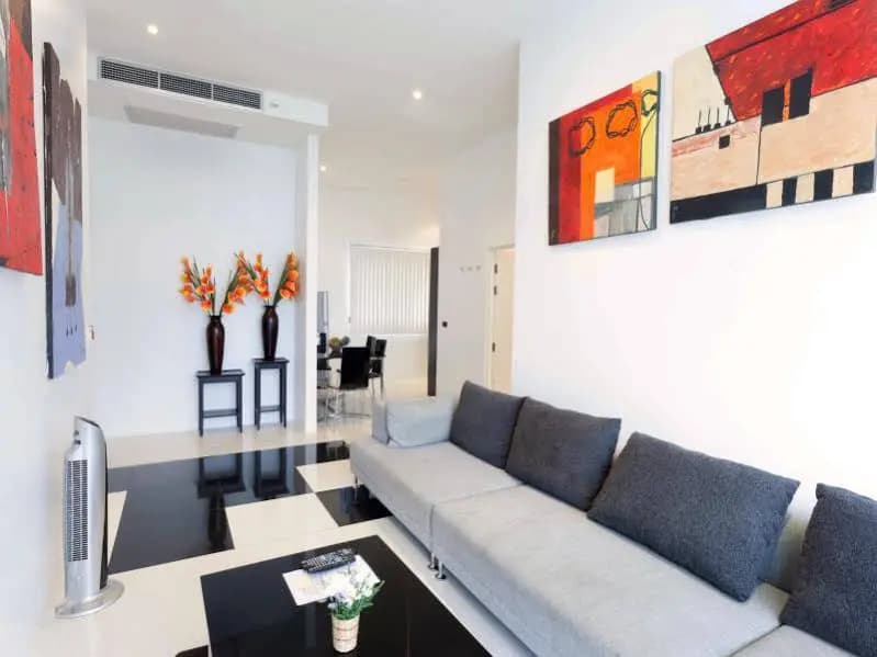 Sunset Plaza Serviced Apartments - photo 2