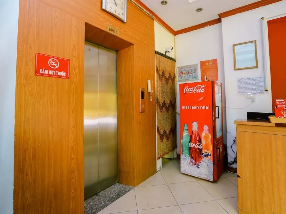 Oyo 437 Van Xuan Hotel - photo 2