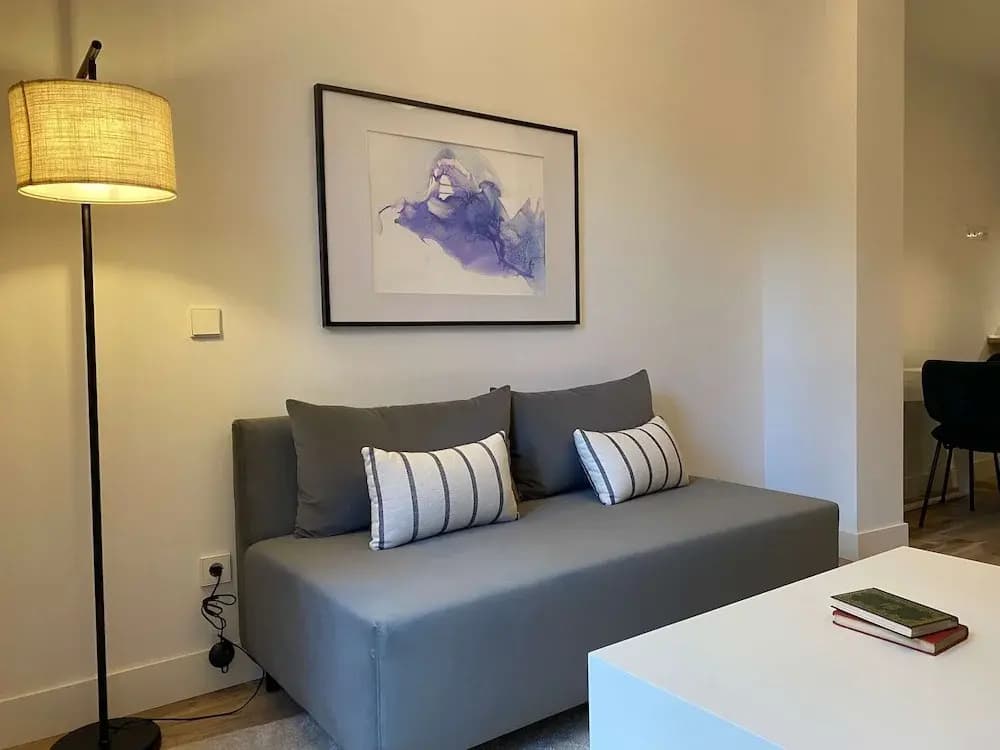 w Majestic 2BR at Palacio Real - photo 8