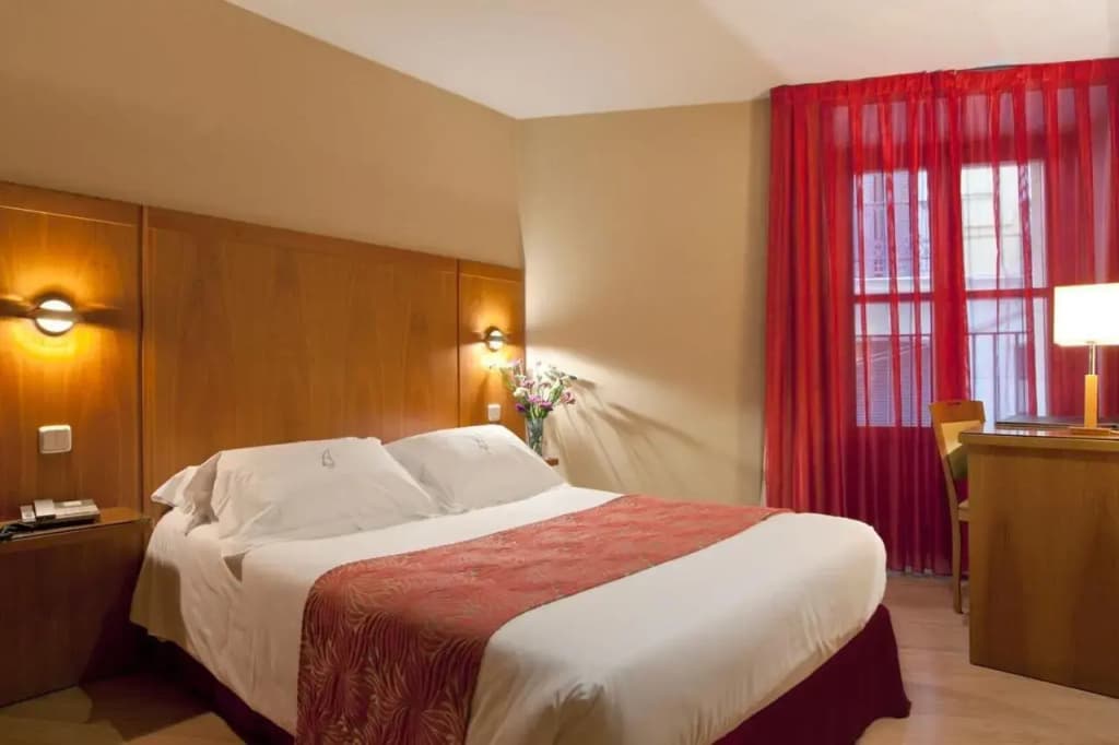 Ateneo Hotel - photo 8