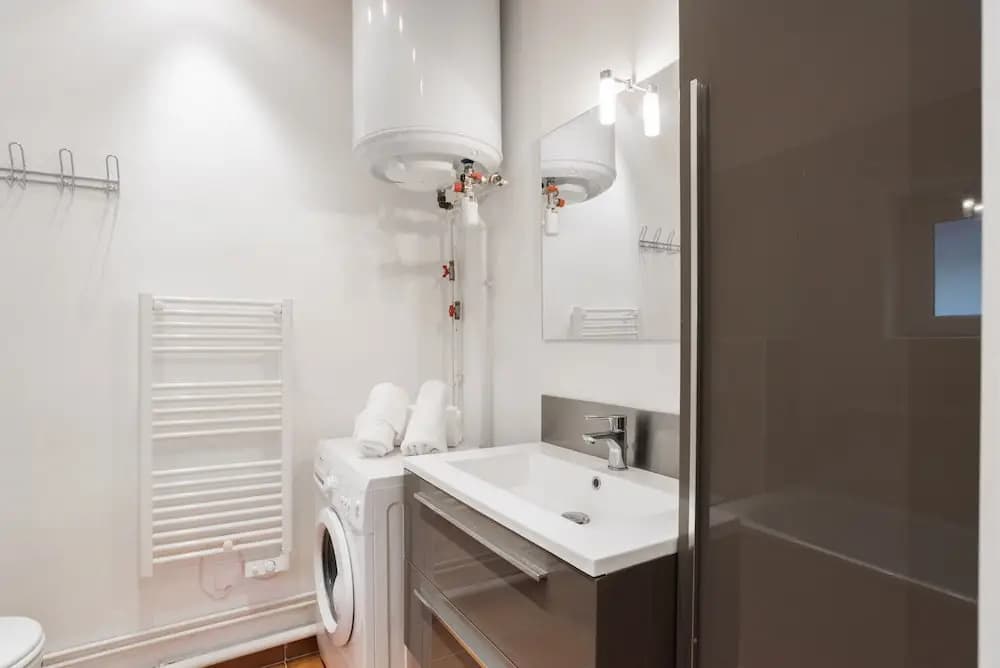 Temple - Le Marais Apartment - photo 8