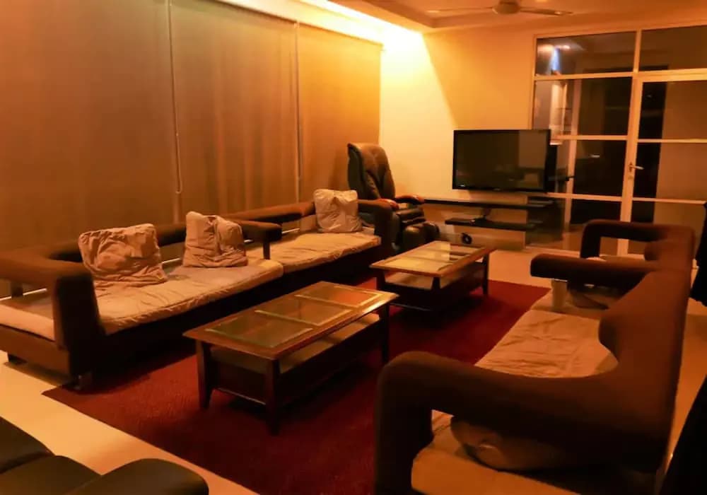 Pandora Spring Villa - photo 2