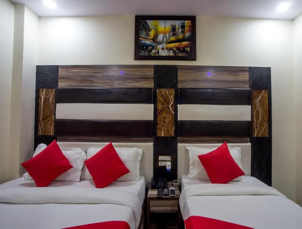 Hotel Dollar Inn - photo 7