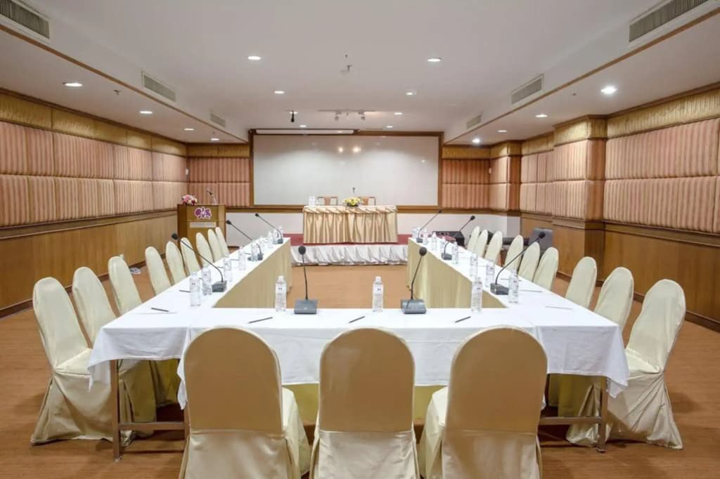 TK Palace Hotel & Convention - photo 17