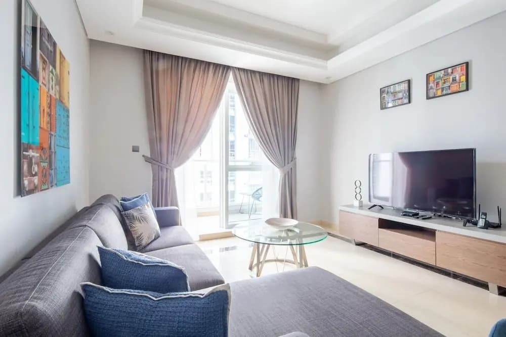 Spacious & Adorable 1BR in Downtown Dubai - photo 16