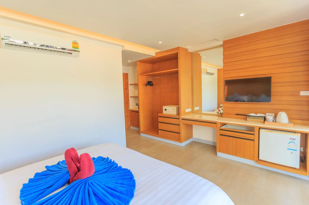 Room Actually - photo 20