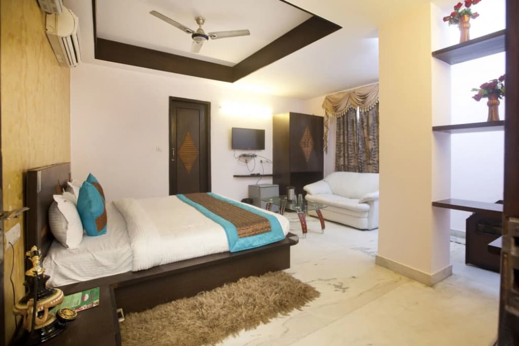 Anand Hotel With banquet hall Karol Bagh - photo 6