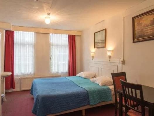 The Regal Hotel - photo 2