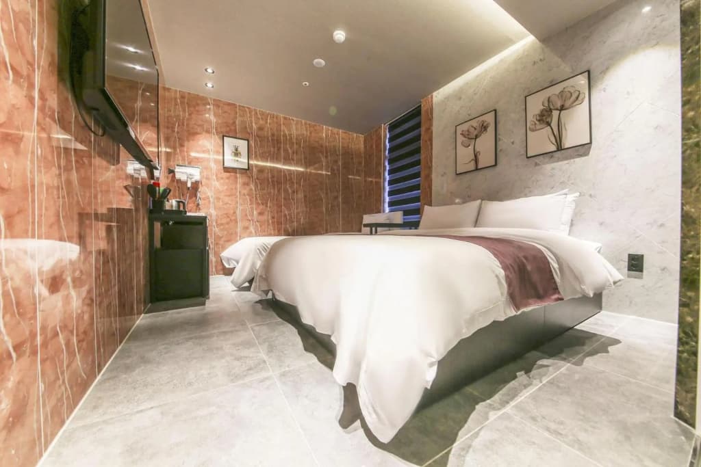 MG Hotel Jonggak - photo 18