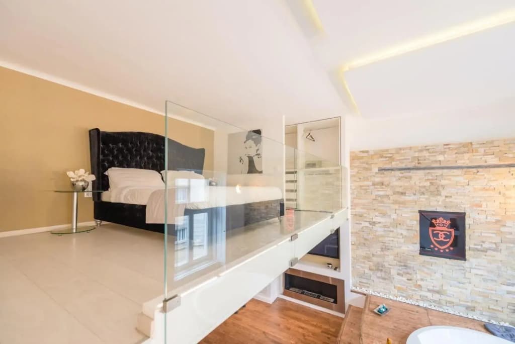 ANDRASSY 6 JACUZZI Suites - photo 5