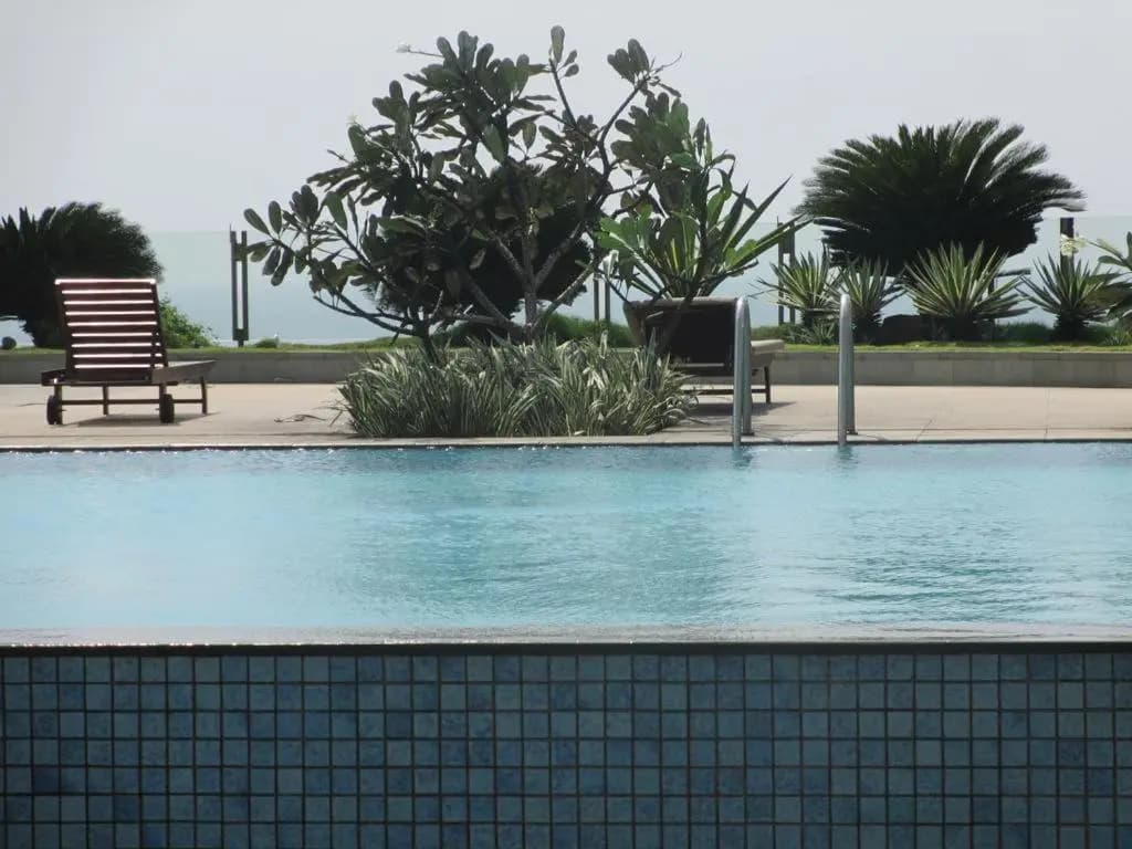 Sea View Monarch Apartment located within Cinnamon Grand Hotel Complex - photo 6