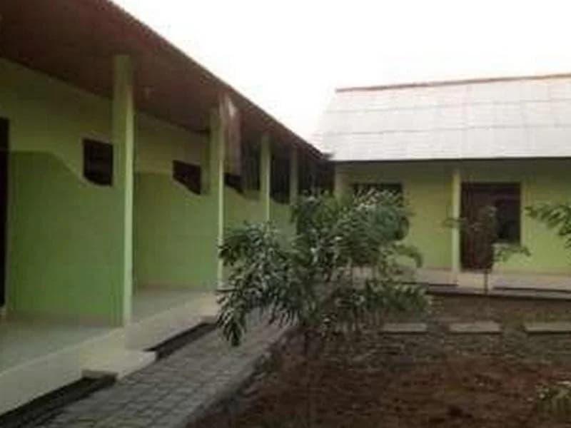 Hotel Kubu Indah - photo 1