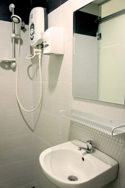 Maple Inn - photo 7