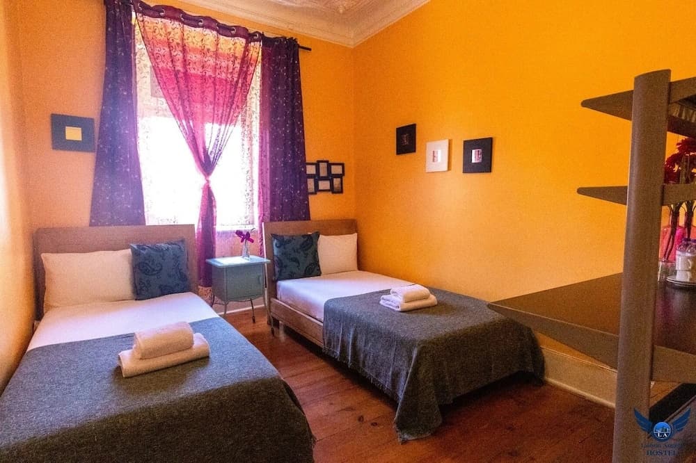 Lisbon Angles Hostel - photo 3