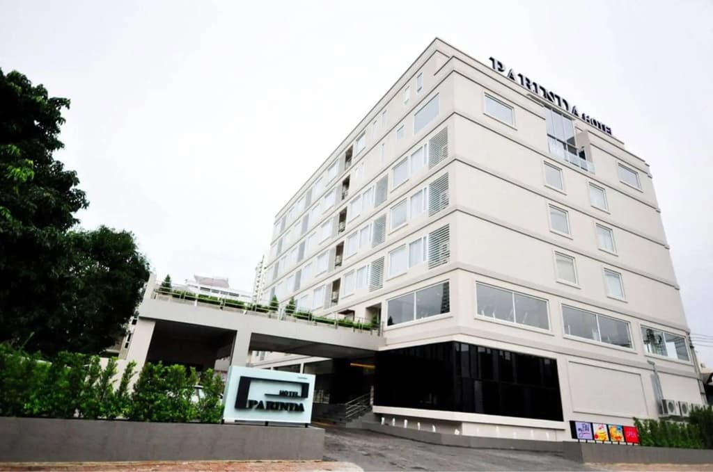 Parinda Hotel - photo 1