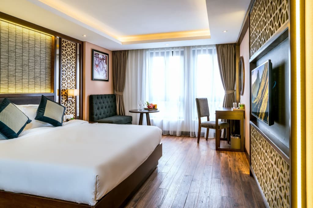 Conifer Grand Hotel - photo 6