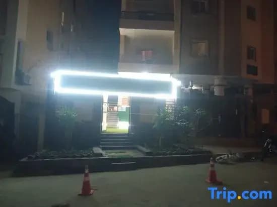 Transit64 Hotel - photo 10