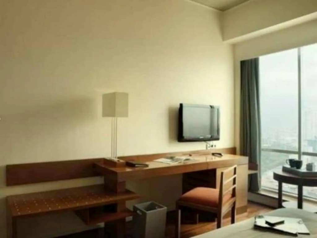 Mövenpick Hotel Jakarta City Centre - photo 3